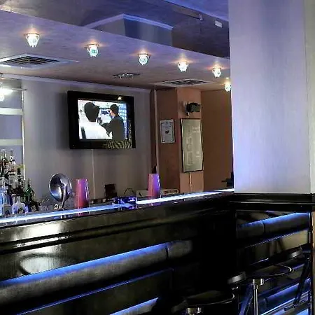 Rainbow 3 Club 酒店 3*