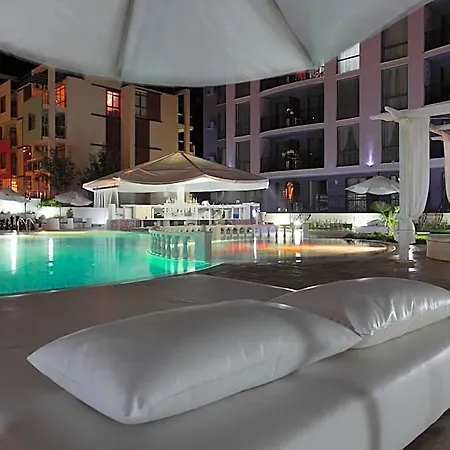 Rainbow 3 Club Otel 3*