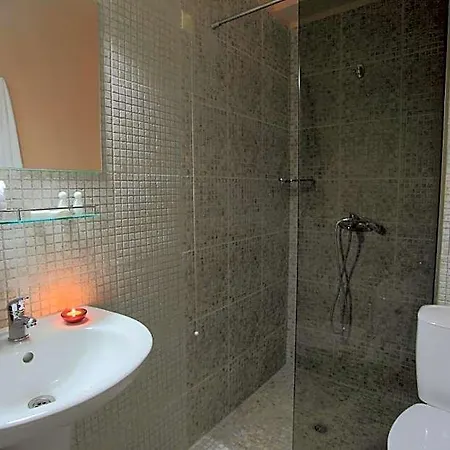 Rainbow 3 Club Otel 3*