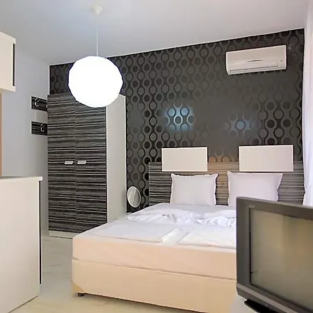Otel Rainbow 3 Club 3*