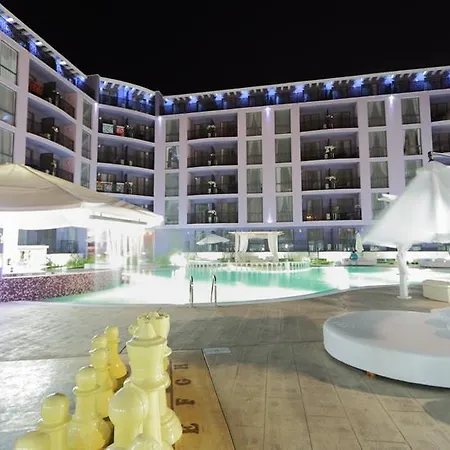 Rainbow 3 Club ホテル